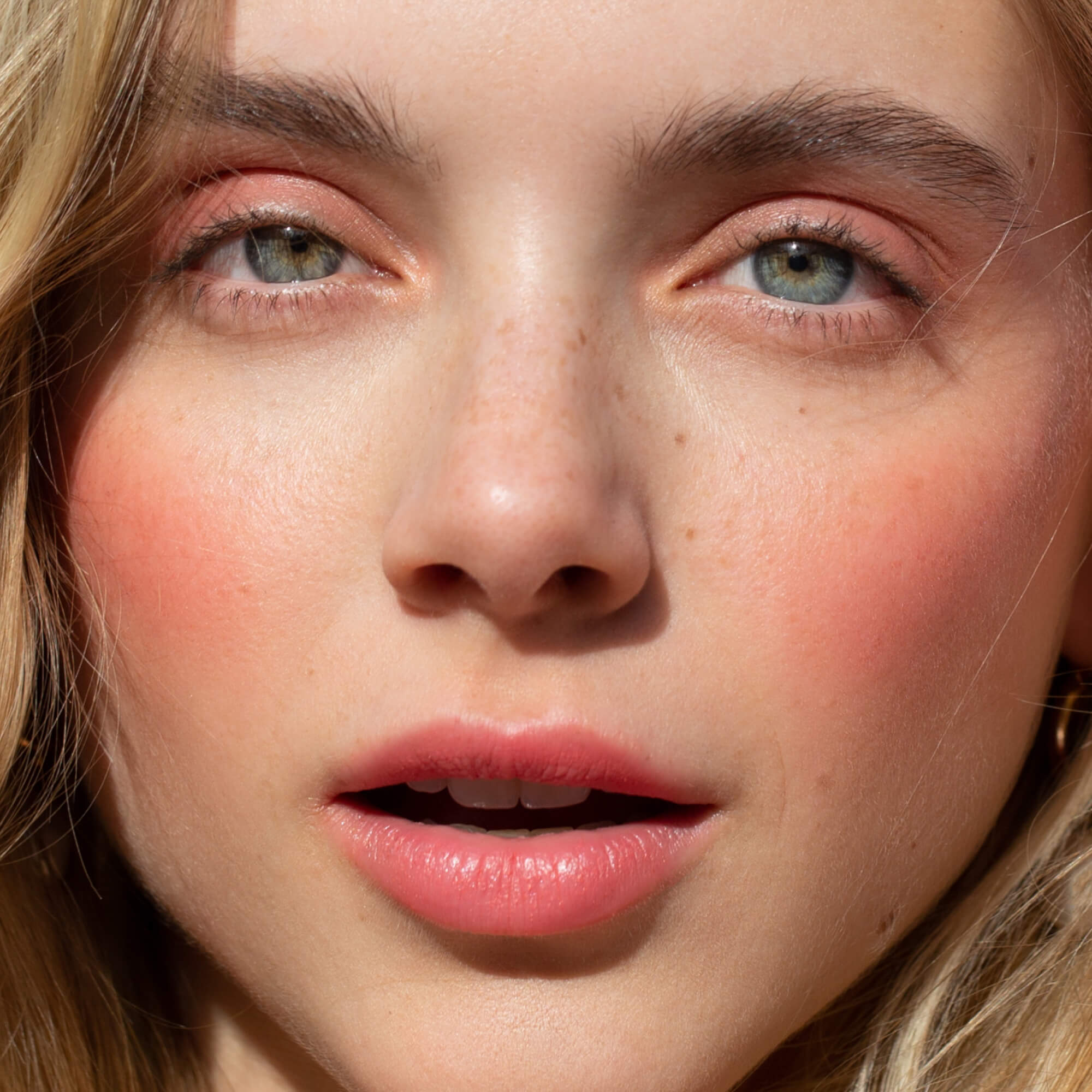 BeachPlease Cream Blush